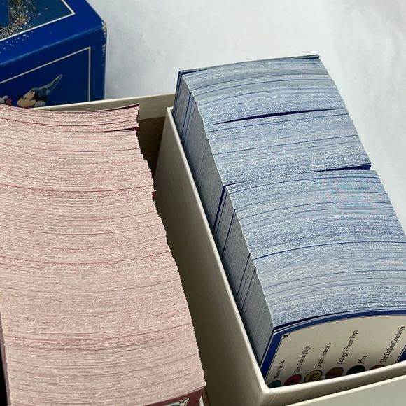 Parker Brother Trivia Pursuit Disney family edition card set game - Picture 5 of 9